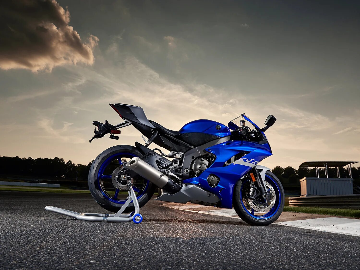 Yamaha r6 2020. Yamaha YZF-r6. Supersport Yamaha YZF-r6. Ямаха YZF r6. Мотоцикл yamaha r6