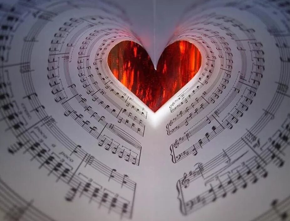 девушка скрипачка линдси стирлинг. креативная фотография с нотами. человек с наушниками. музыкальная тематика. самые оригинальные песни.