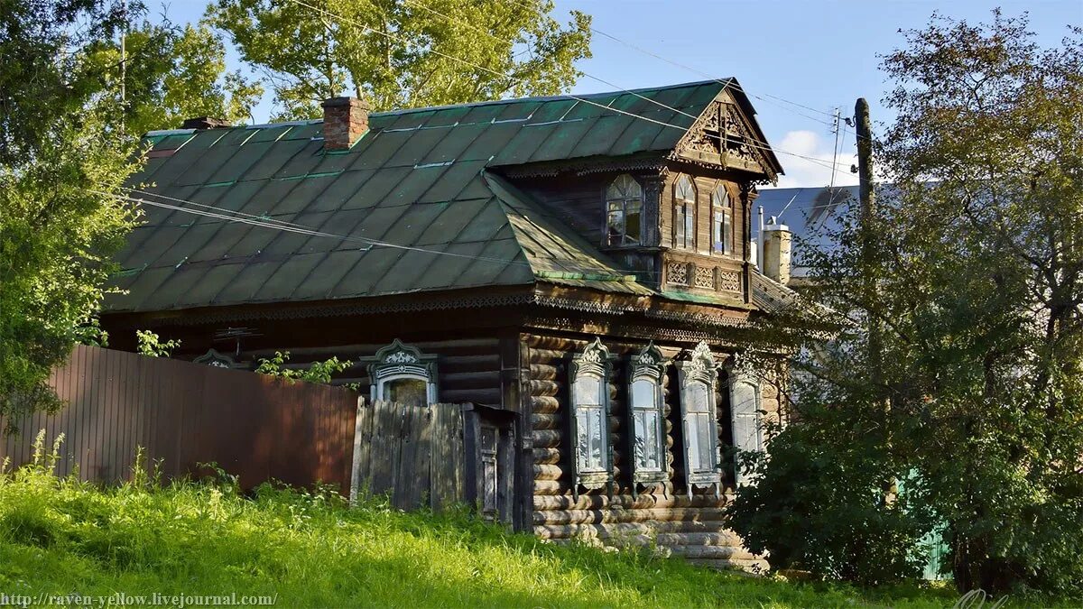 Углич поселок. Дом купцов шапошниковых углич. дом серебренниковых углич. углич деревянное зодчество.