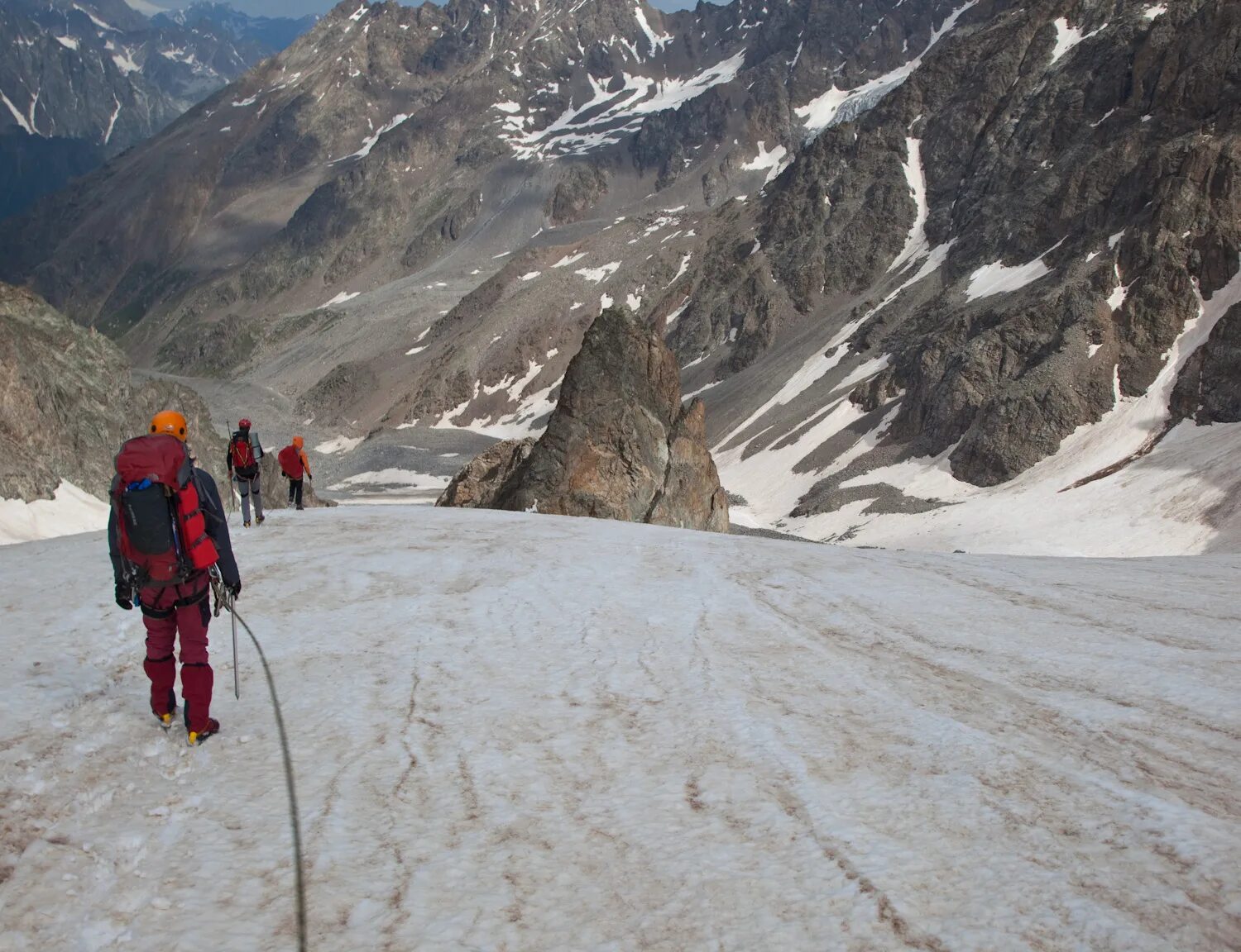 пионер 3б туюксу маршрут ключ фото. зимний альпинизм. перевал ходовой. чегет сноуборд. туризм эльбрус восхождение.