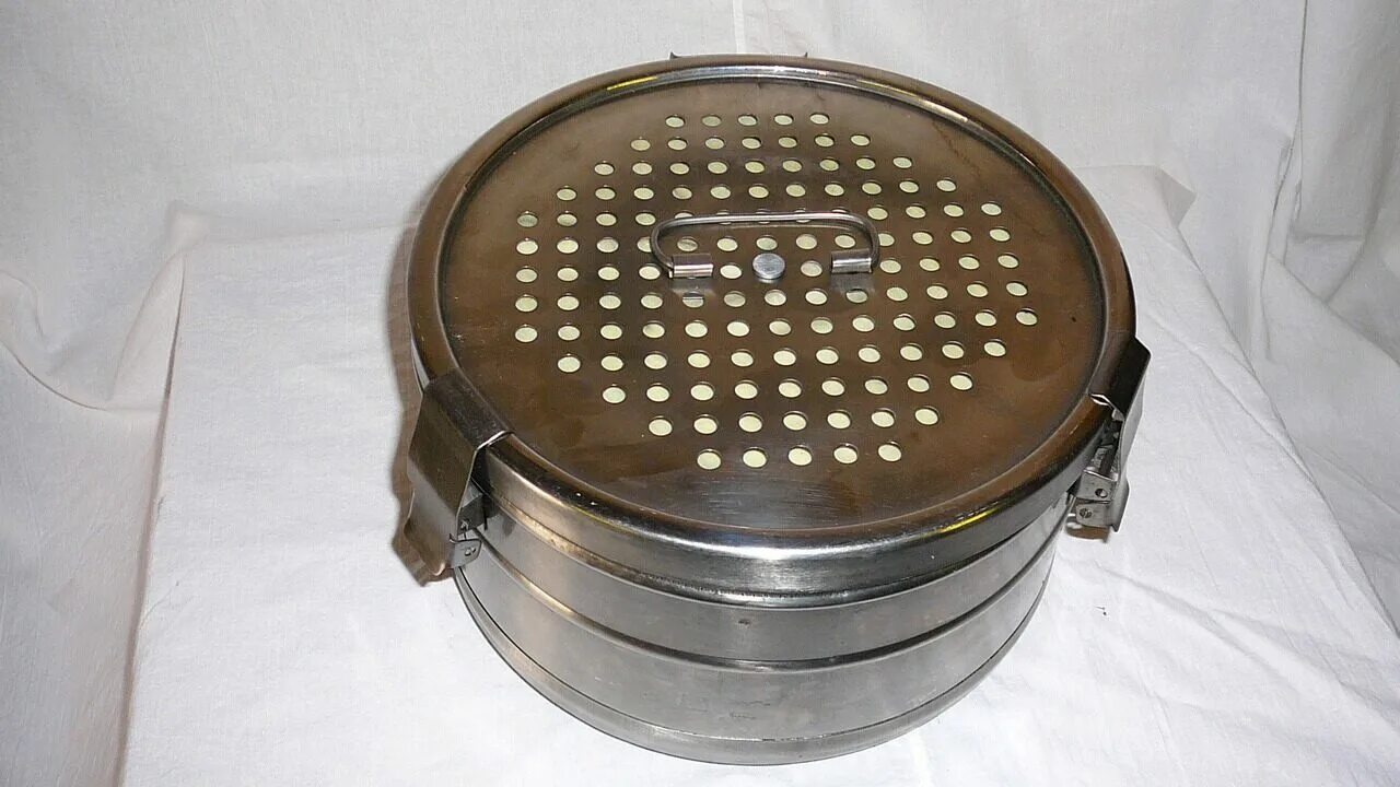 бикс стерилизатор c-80. бикс медицинский для стерилизации кф-12. бикс шиммельбуша, стерилизационная коробка. коробка стерилизационная круглая кф-12 с фильтрами. бикс шиммельбуша автоклав.