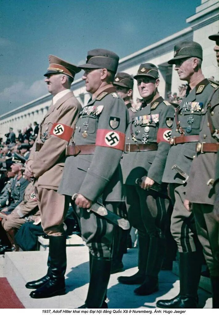 Фашистская германия парад. 3 Рейх. Германия 3 Рейх. Хуго Йегер.