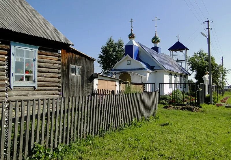 Пгт Октябрьский Пермский край. Пермский край Октябрьский район поселок. Храм Сергия Радонежского пос Октябрьский Пермский край. Храм в поселке Октябрьский Пермский край.