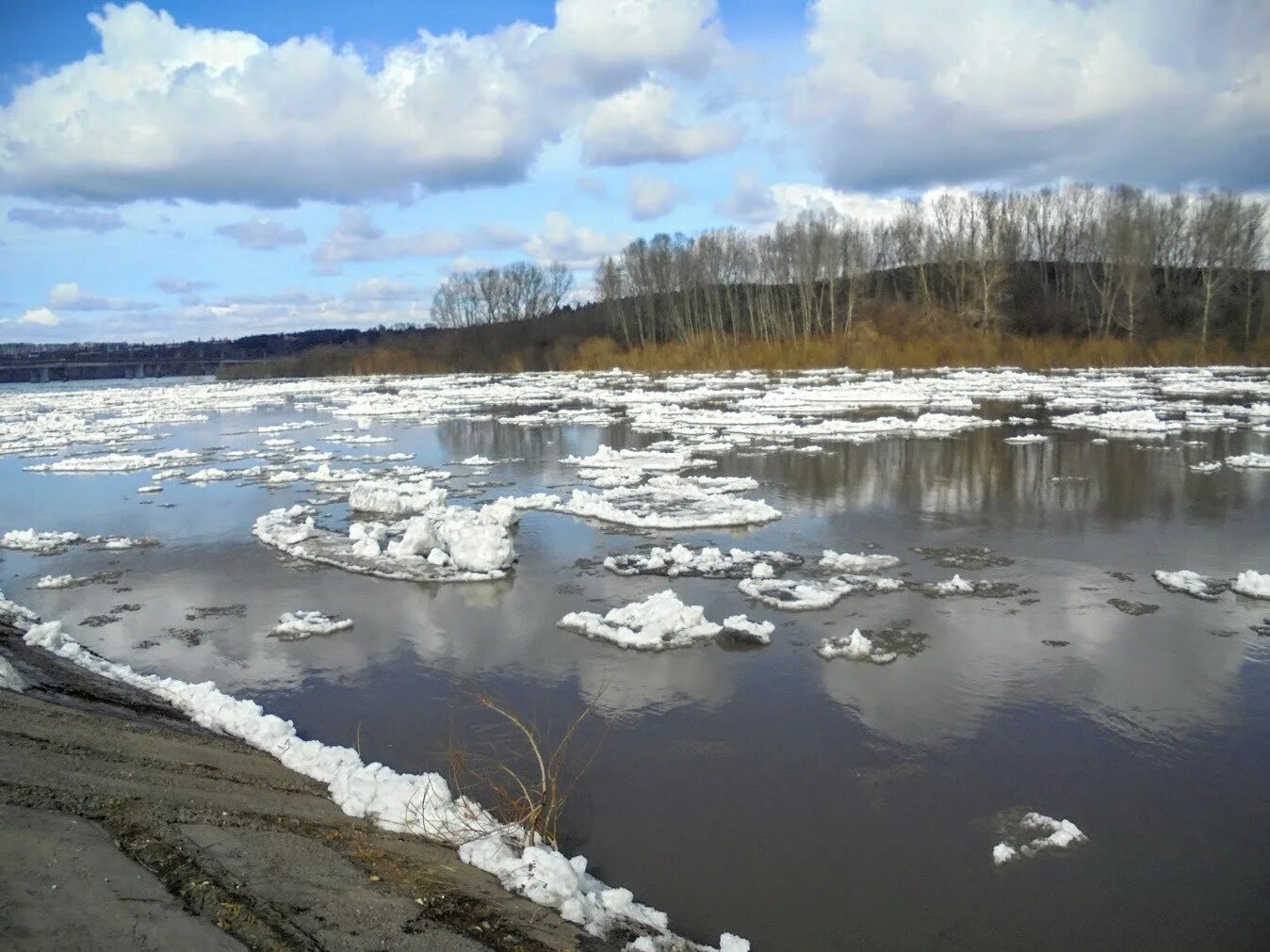 Талые воды с полей