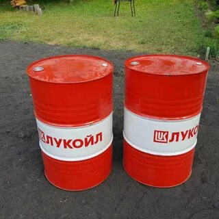 Пустая металлическая бочка 200 литров