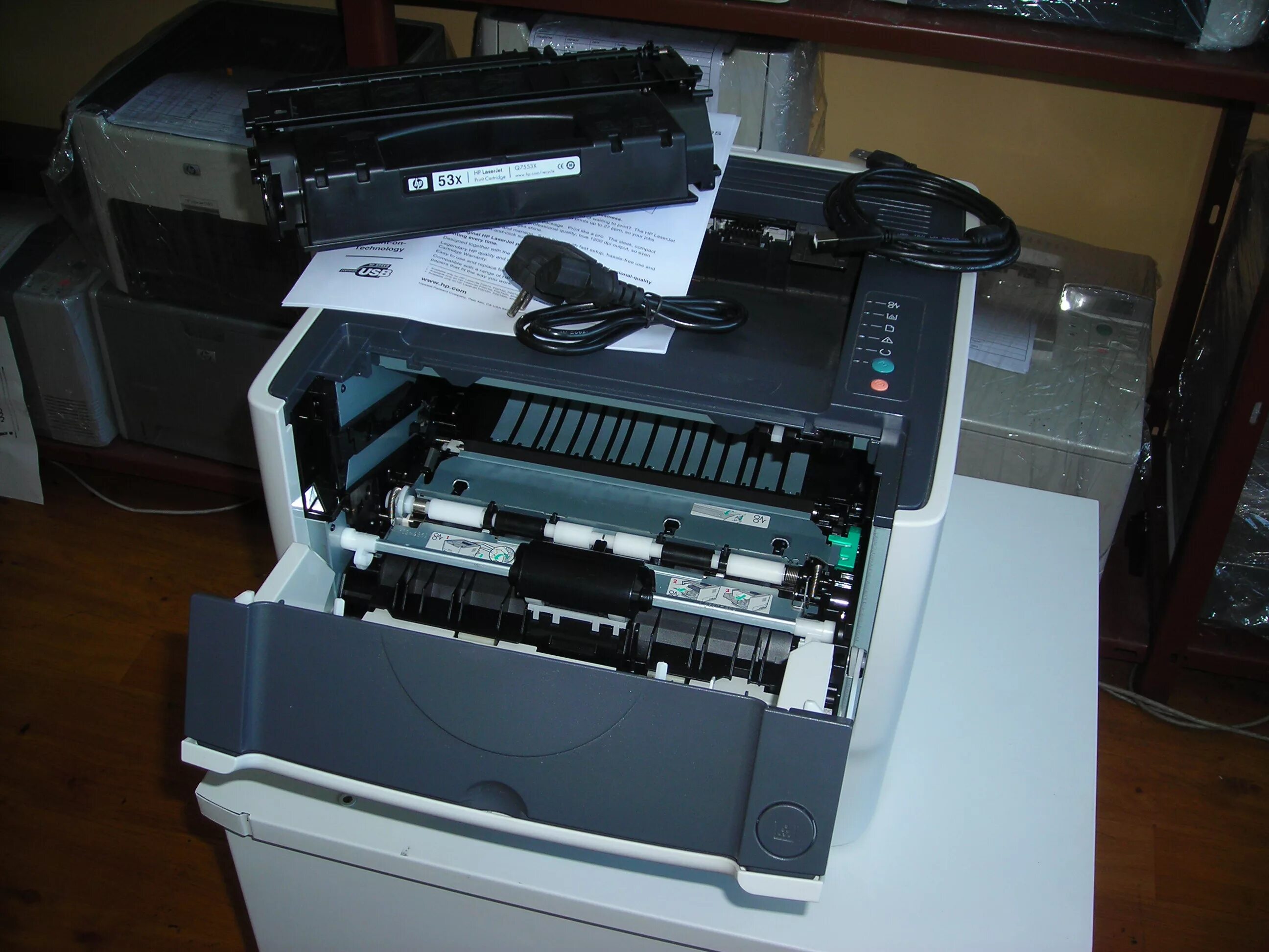 P2015 драйвер windows 10. Принтер лазерный hp laserjet p2015. принтер hp laserjet 2015. лазерный принтер hp 2015. принтер hp laserjet р2015.