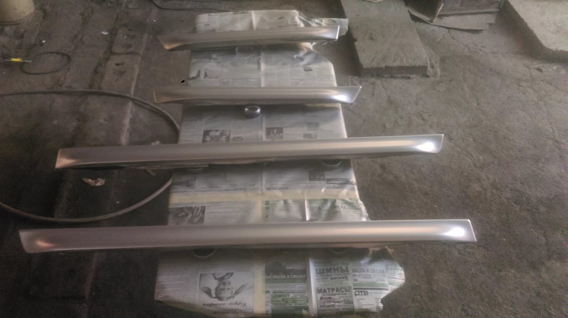 Audi a6 c5 молдинг двери нижний. Молдинг дверей а6 с5. Audi a6 c5 молдинг двери нижний. Молдинг двери нижний ауди а6 с5 артикул. Молдинги дверей ауди а6 с5 верхние.