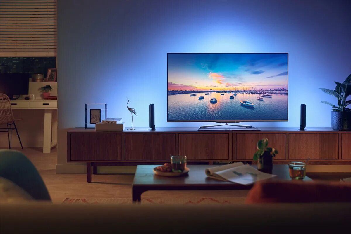 Подсветка за телевизором. Телевизор светы. Govee immersion. Philips с подсветкой ambilight. Подсветка для телевизора.