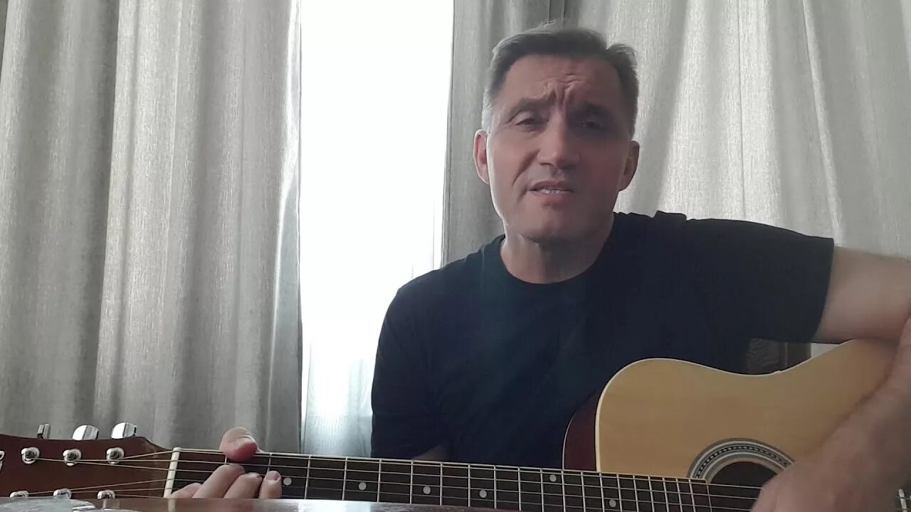На маздок 2 вертушки улетают. На маздок 2 вертушки улетают. На маздок 2 вертушки. На моздок песня под гитару. Песни под гитару на моздок.