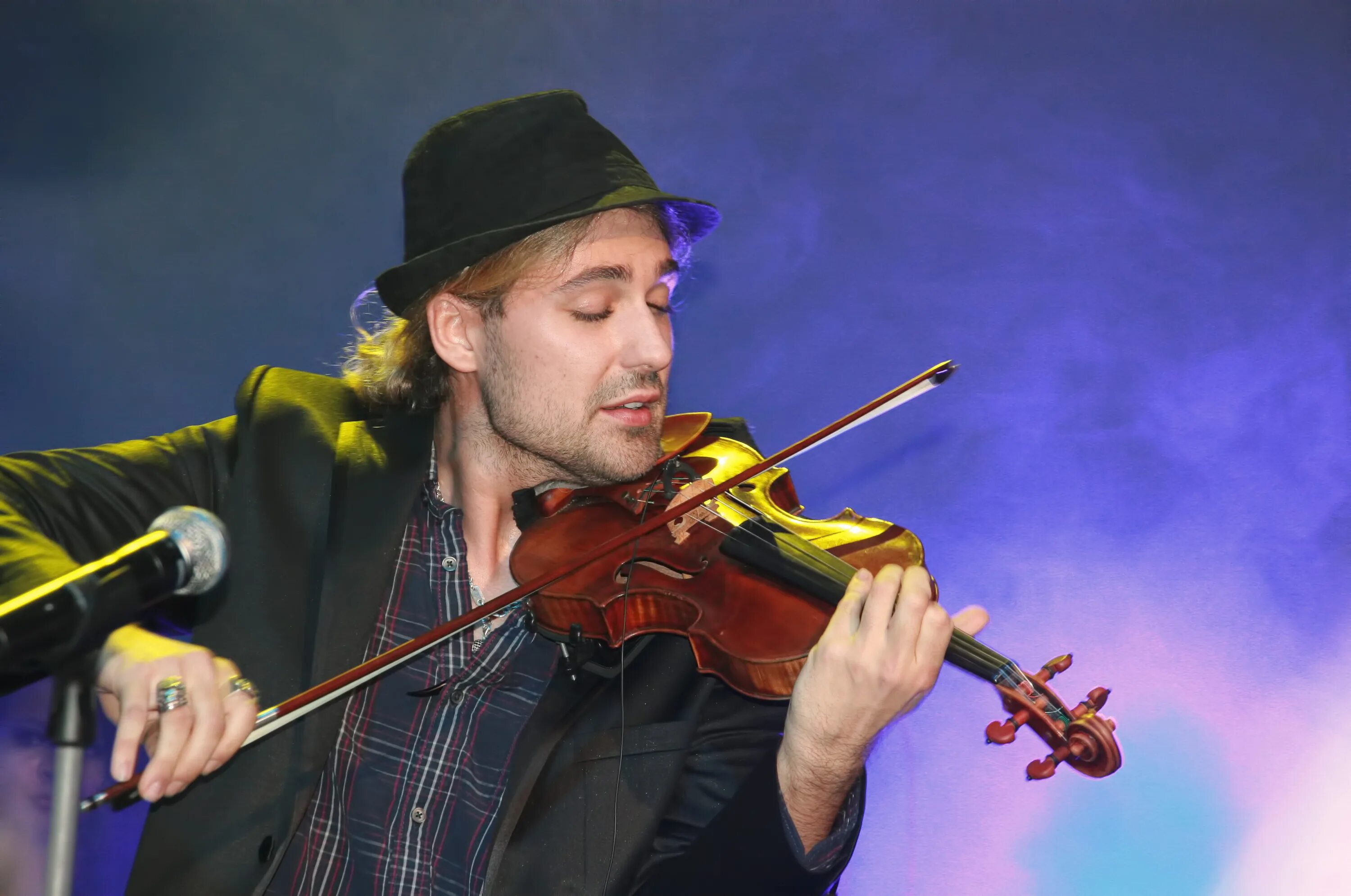 Дэвид скрипка. Дэвид Гарретт. Дэвид Гарретт скрипка. Дэвид Гарретт фото. David Garrett - Caprice (2014).