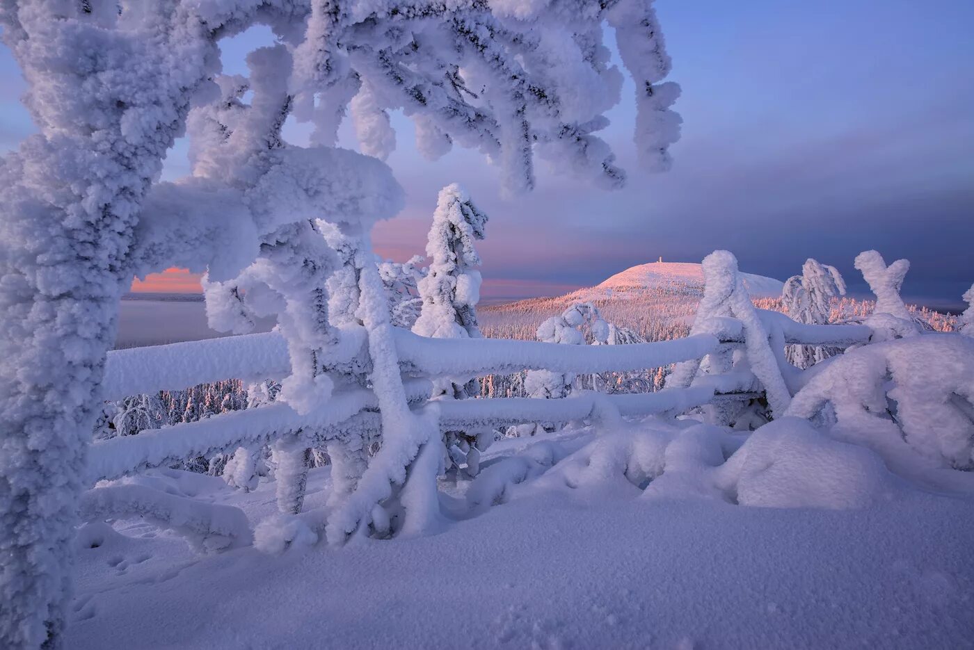 Финляндия январь. Сугробы зимой. Зимняя природа. Финляндия природа зимой. Красивые сугробы.