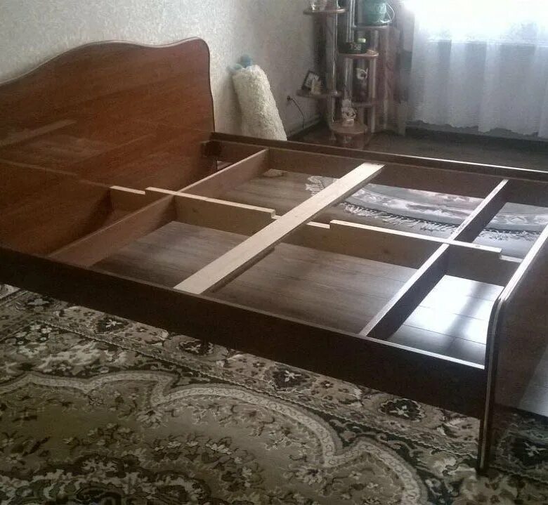Кровати двуспальные южно сахалинск. Двуспальная кровать горячий ключ. сборка двуспальной кровати av studio.