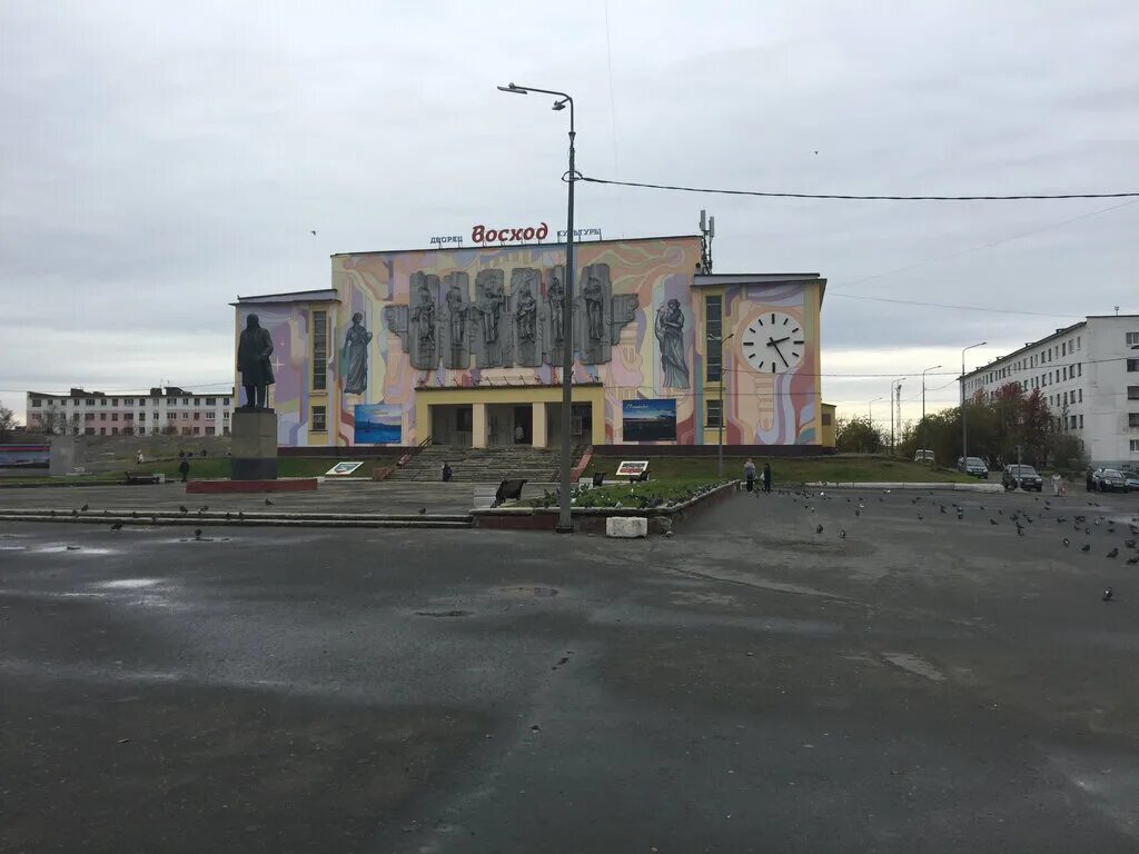 дк энергетик мурманск. африканда мурманская область. дк энергетик мурмаши. дворец культуры здание оленегорск. никель мурманская область дом культуры.