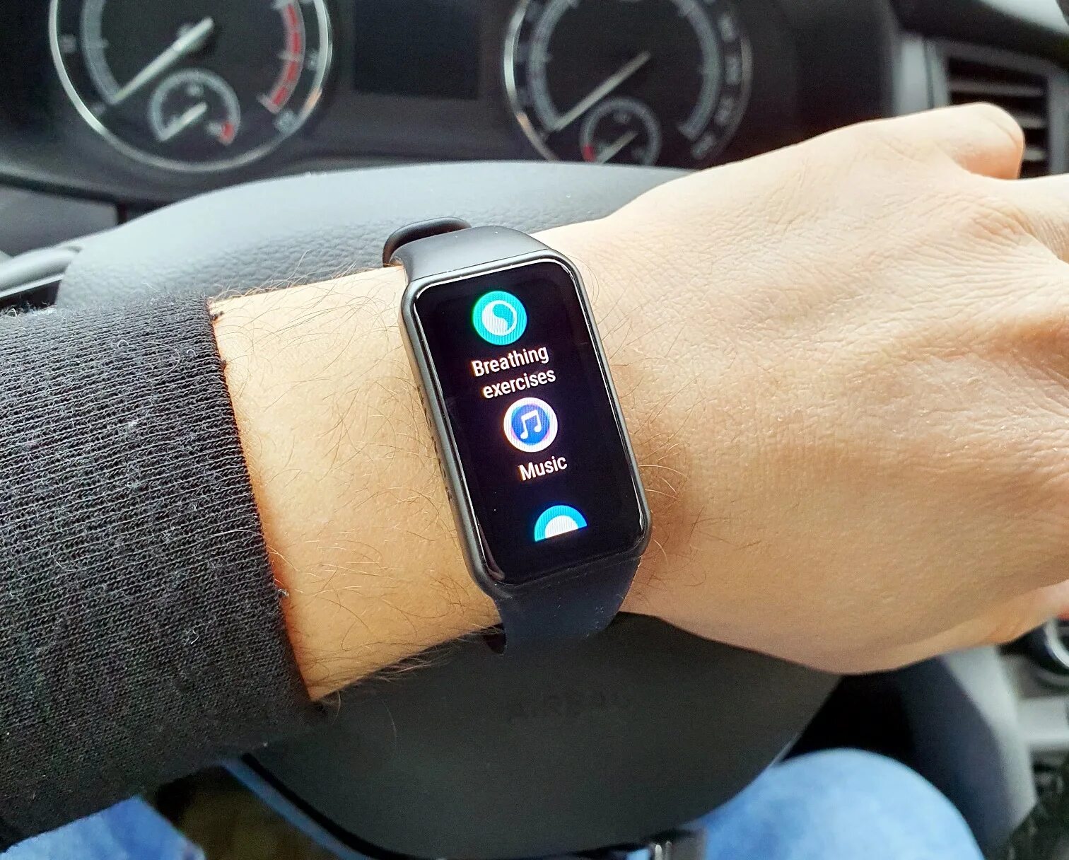 Фитнес браслеты honor band купить. Смарт-браслет Honor Band 6. Смарт часы хонор 6. Март часы хонор банд 6. Часы хонор банд 6.