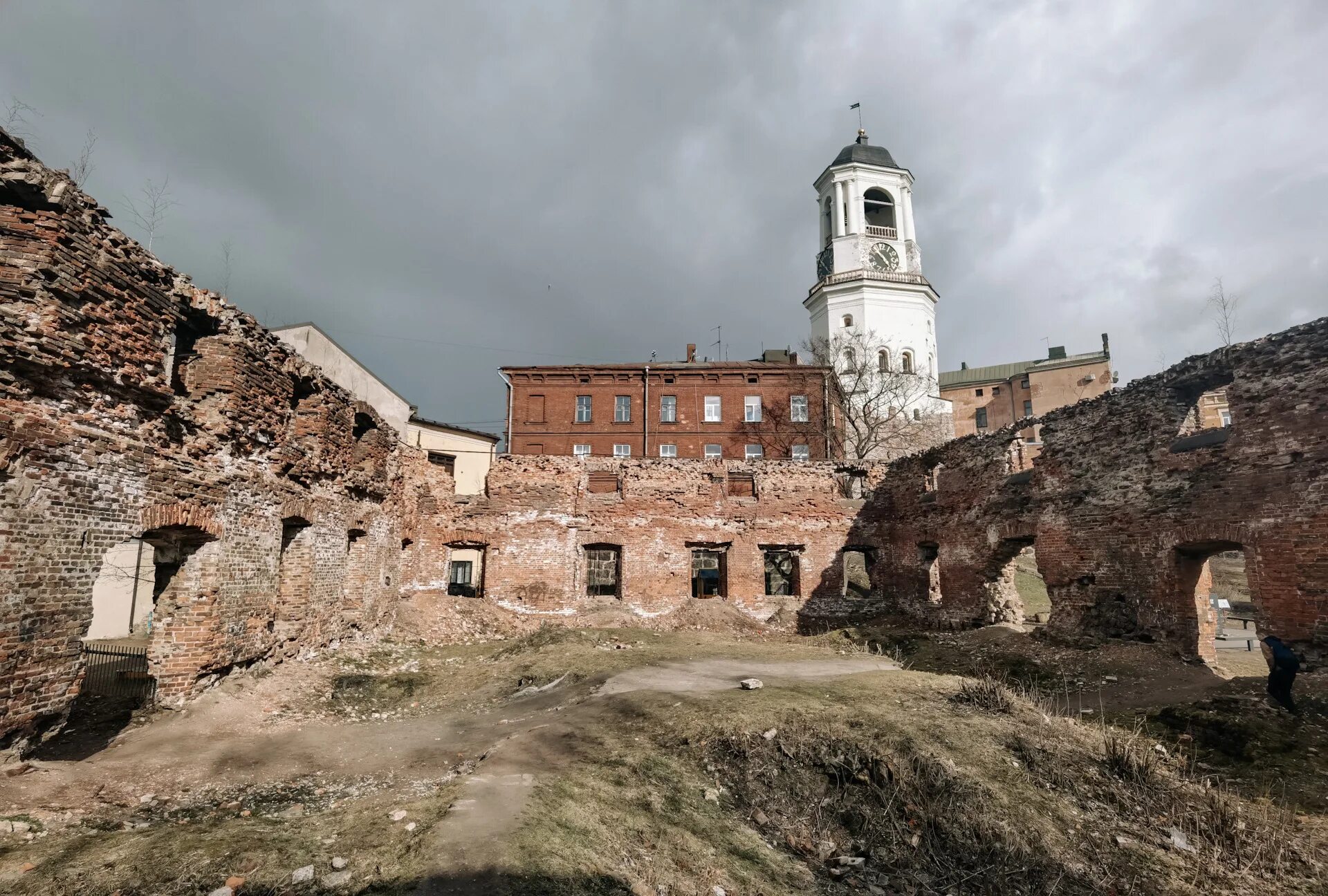 Часовая башня Выборг. Выборг 2023. Выборг сегодня по часам