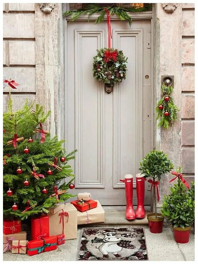 украсить дверь к новому году. декор двери. украшение двери на новый год. крашение двери на новый год. новогодние украшения для дома.