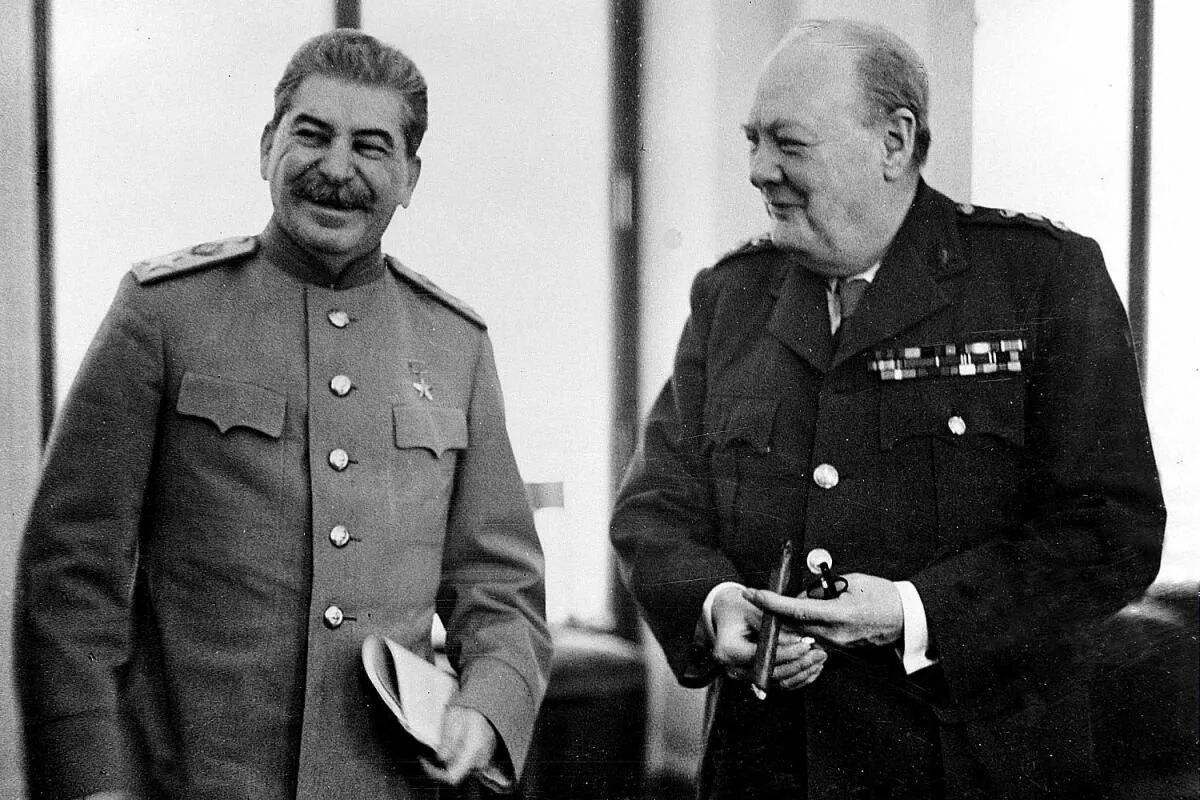 Сталина франции. Рост сталина 152. уинстон черчилль и сталин. рост сталина иосифа. сталин иосиф виссарионович ялта.