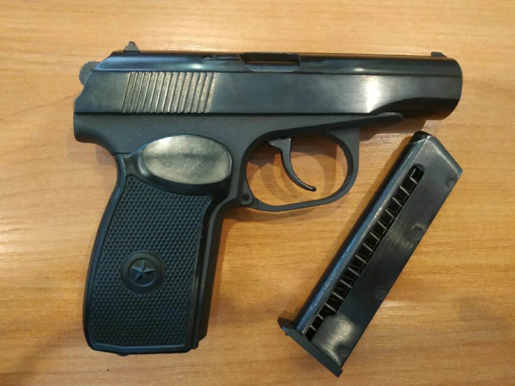 2р пм. 2р пм. Р 411 красный зип. Апикор пм. Р 411.