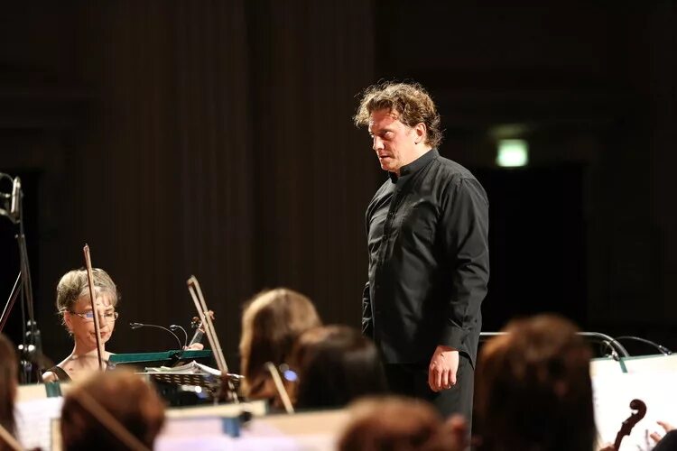 Анатолий оселков дирижёр. Сергей оселков дирижер рязань. Оселков дирижер. Сергей оселков рязань. Анатолий оселков дирижёр.