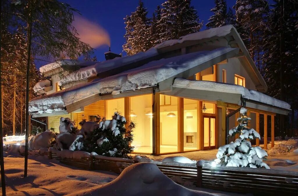снять коттедж на ночь. домик с баней на сутки в подмосковье. зимний деревянный дом. новогодний коттедж. новый год в коттедже.