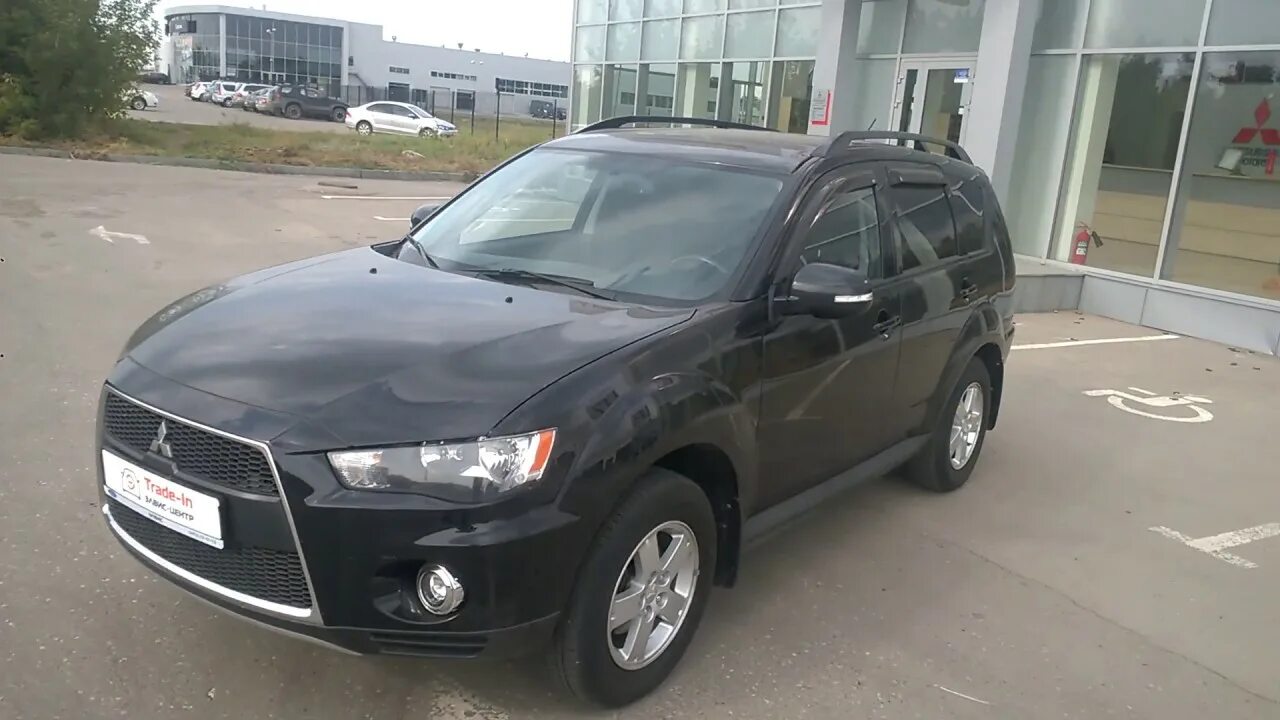 Mitsubishi outlander авито. Митсубиси Аутлендер 2'4 2003г. Автоподбор Ильдар Митсубиси Аутлендер. Outlander 2.0 Ухта н008рх11. Намордник на Аутлендер 2010г.