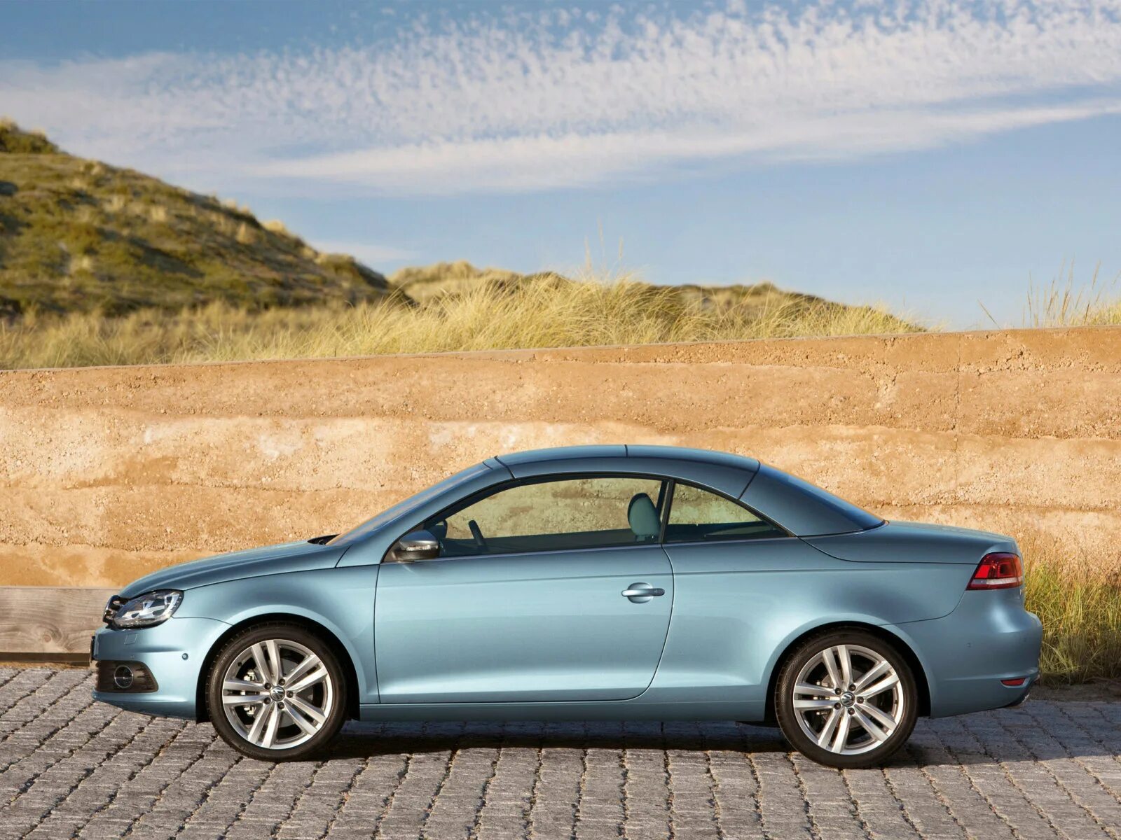 Vw eos. VW EOS Cabrio. Volkswagen EOS Passat. Фольксваген ЭОС купе.