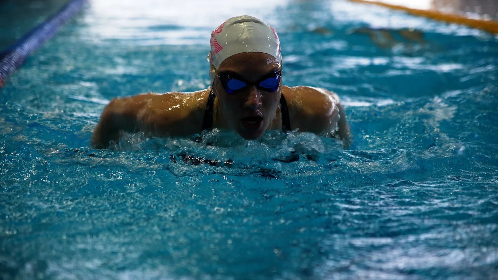 Плавание спортсмены россии. Спортсмены пловцы. Бассейн спорт. Пловчихи России. Пловцы России.