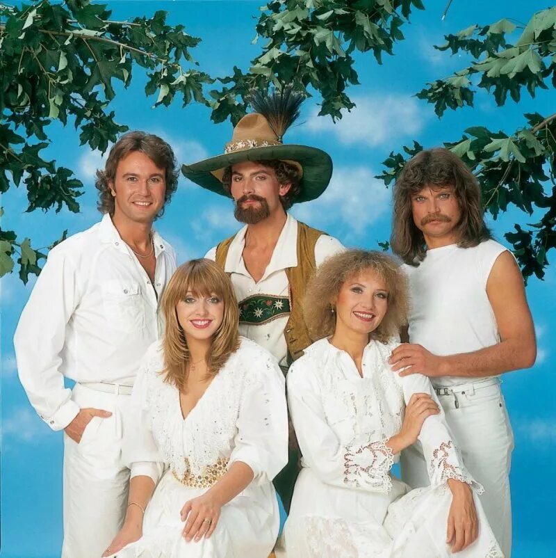 Группа чингисхан 1979. Группа чингисхан 1979. Группа «dschinghis khan» 2019. Чингисхан группа. Группа чингисхан 1979.