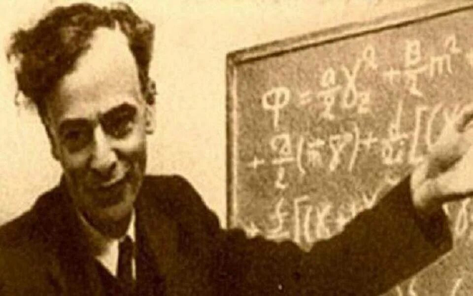 Лев ландау портрет. 22 января лев давидович ландау. Лев ландау теоретическая физика (в 10 томах). Ландау лев давидович фото. Физик по имени лев.
