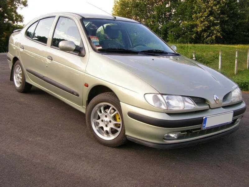 Renault megane 1. рено меган 1 2003. Megane 1. рено меган 1 седан. Renault megane 1.