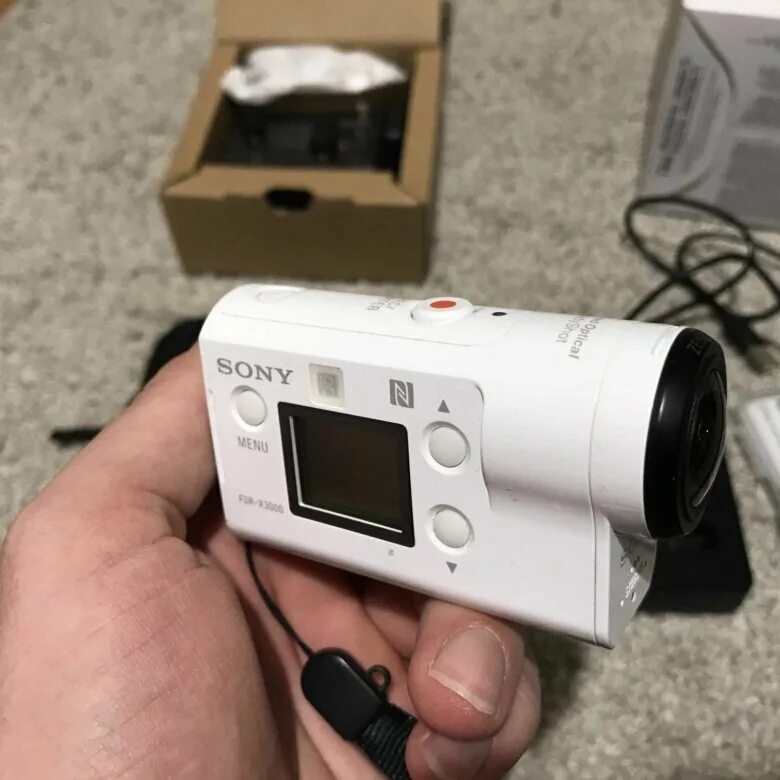 Экшен-камера Sony FDR-x3000.