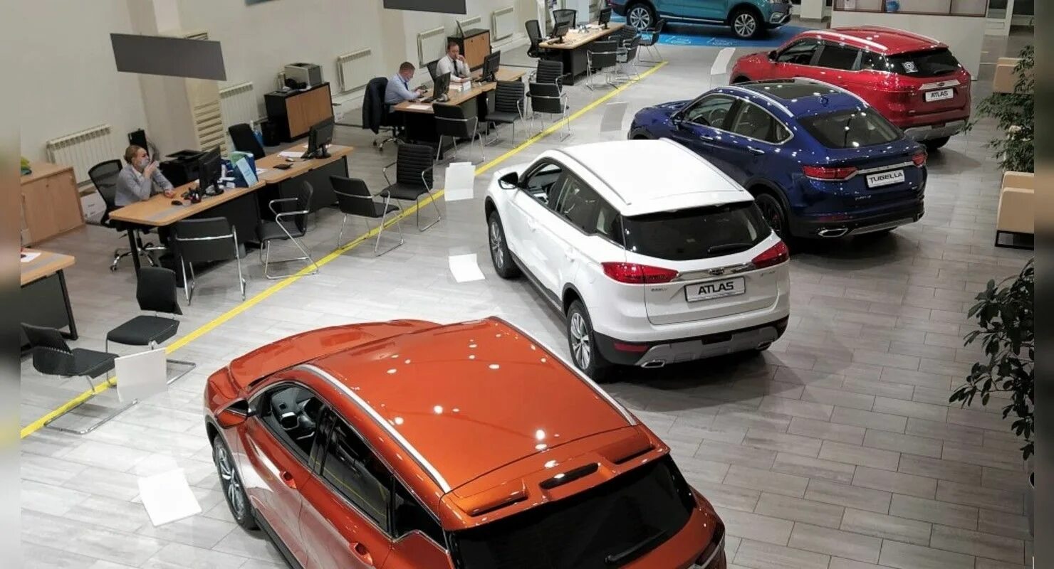 Китайские клоны автомобилей. Китайские автомобили стоит ли покупать мнение экспертов. Руководитель департамента обучения exeed cars russia фото сотрудников. Китайские автомобили 2022. Цвета китайских машин.