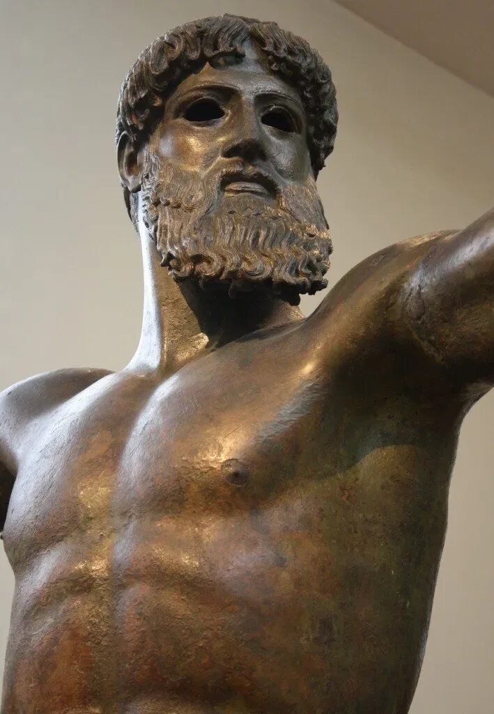 Бронзовая статуя зевса. Зевс статуя дошедшая до наших дней. ancient greek mem stars. why greek statue had small penis.