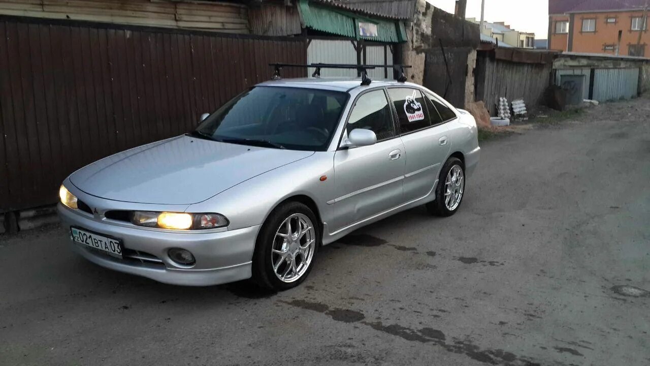 Немного фоточек) Mitsubishi Galant (7G), 2 л, 1993 года фотография DRIVE2