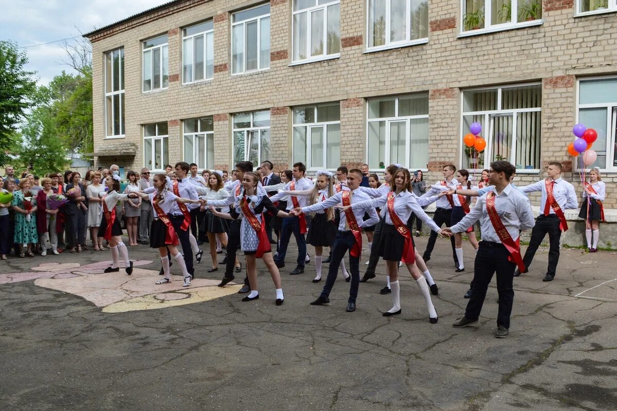 Школа 11 Макеевка. Школа 62 Донецк. Школа 28 Донецк. Школа 58 Донецк.