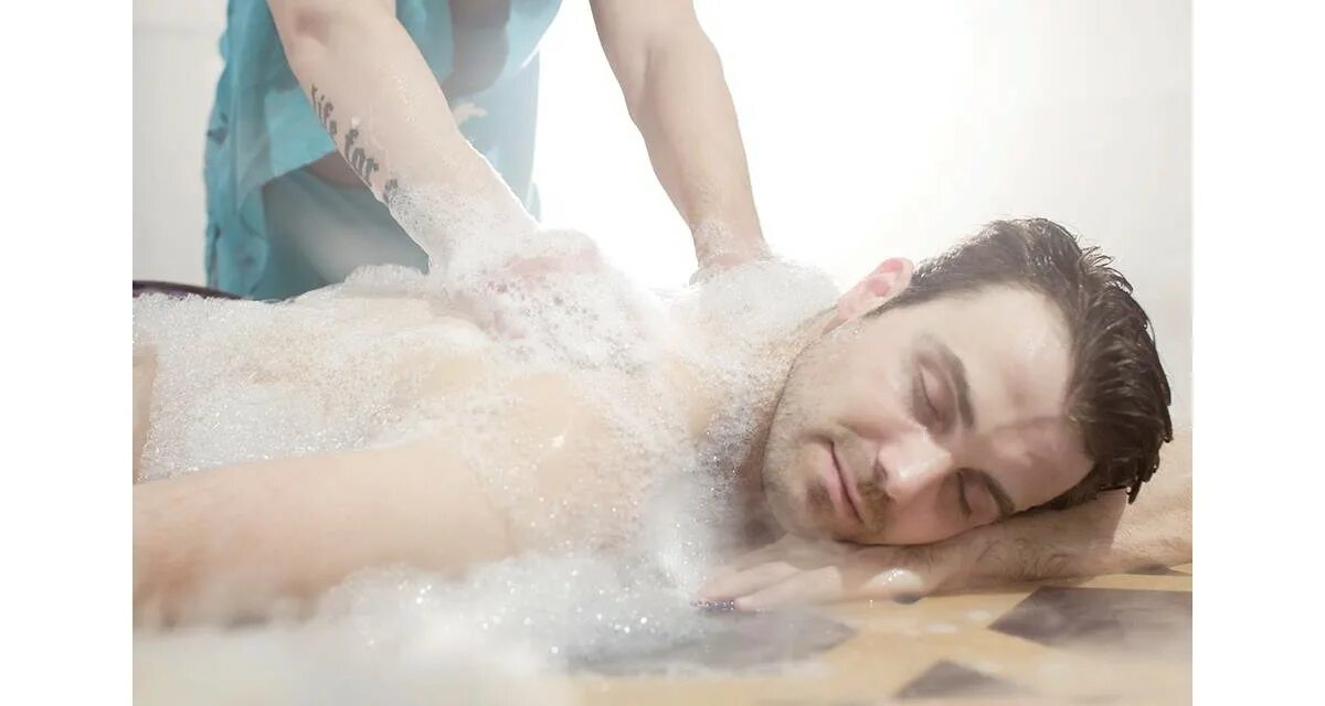 Пилинг кесе. Мыльный массаж. аква пенный массаж. пилинг кесе в хамаме. хамам пенный массаж.