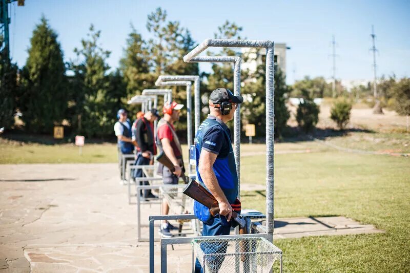 Стрелковый клуб волгоград. Тир профессионал волгоград. Тир профессионал волгоград. Стендовая стрельба волгоград. Тир профессионал волгоград.