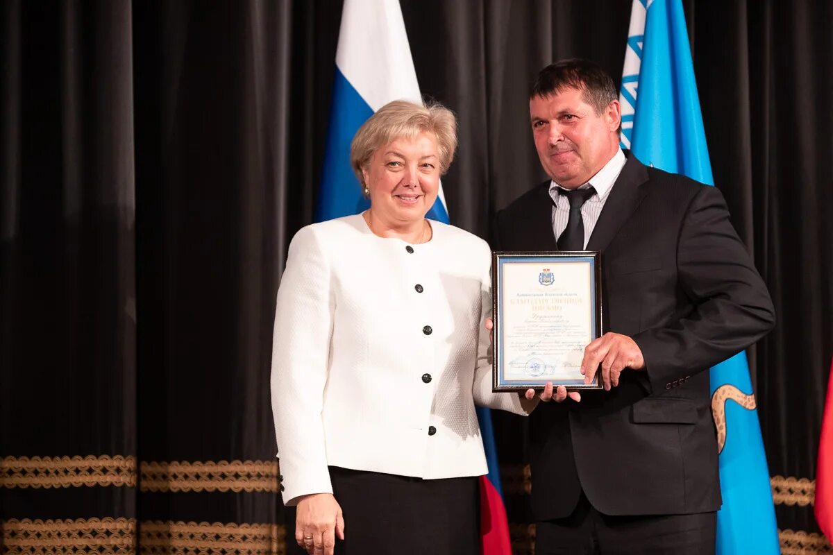 Псков учителя. Лучший учитель 2012 псков. Учителя псков. Гуманитарный лицей псков. Школа 2 псков учителя.