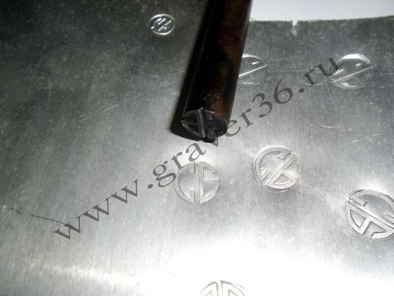 клеймение стыков. клеймо сварщика 34, 45, 23. клеймо сварщика полиэтиленовых труб. шифр клейма сварщика. шов сварки накс трубы.