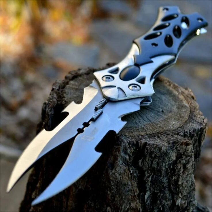 Лезвия бэтмена. Нож бэтмена. Дуал блейд. Нож бэтмена. Cougar dual blade.