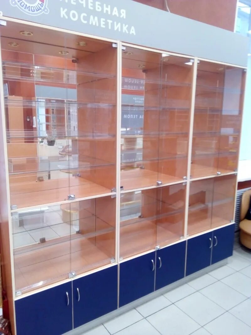 керченская 1б аптека. аптечная мебель бу. мебель для аптеки б/у. фармация бу. фармацевт сургут.