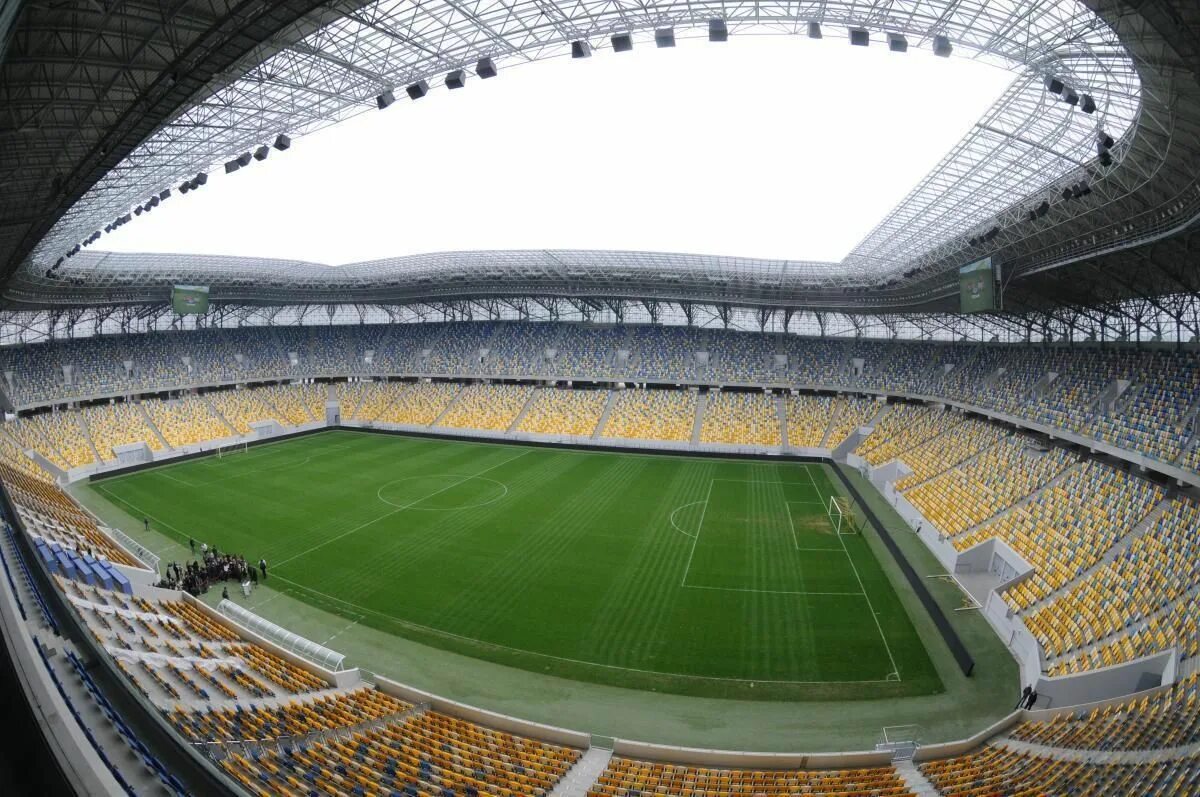 Стадион Украина Львов. Львов Арена евро 2012. Ukraina Stadium Карпаты Львов Украина футбольный стадион. Стадион Карпаты Львов. Стадион арена львов