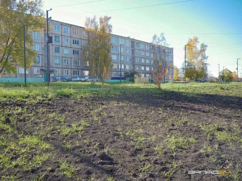 Сквер по улице дружбы. Сквер на улице Дружба народов Ачинск. Улица дружбы народов Ачинск. Ачинск благоустройство. Ачинск дружбы народов