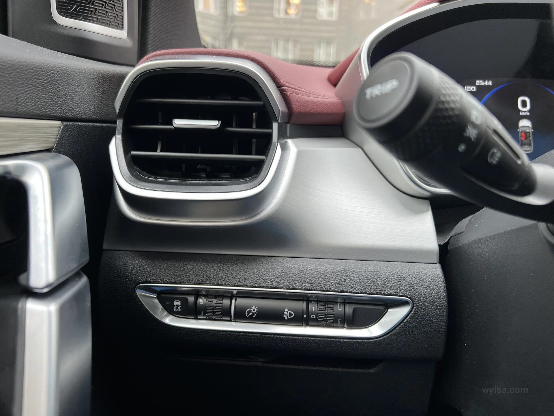 Geely atlas 2015 мкпп. Джили кулрей ручник. Джили кулрей ручник. Geely coolray. Джили кулрей селектор.