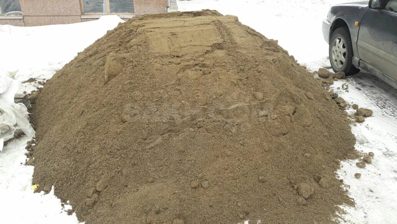Сколько стоит куб песка с доставкой. Тонна песка. 3 Тонны песка. Куча песка. 5 Тонн песка.