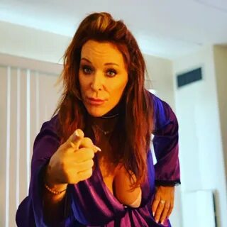 Cougar fetish 🍓 Cougars in black nylons - Free xxx selfie, Sex selfie, Por...