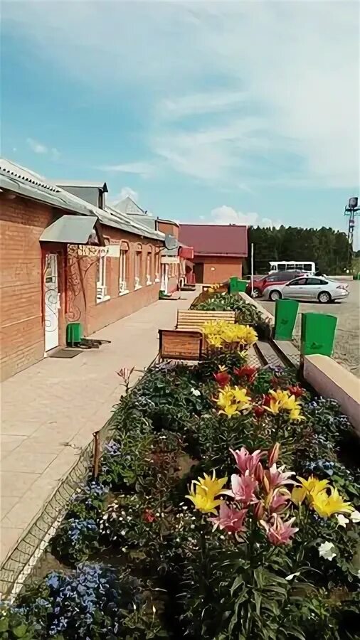 Кафе у петра иркутская область. У петра гостиница иркутская область. Алзамай гостиница. Алзамай гостиница. Гостиница у петра алзамай.