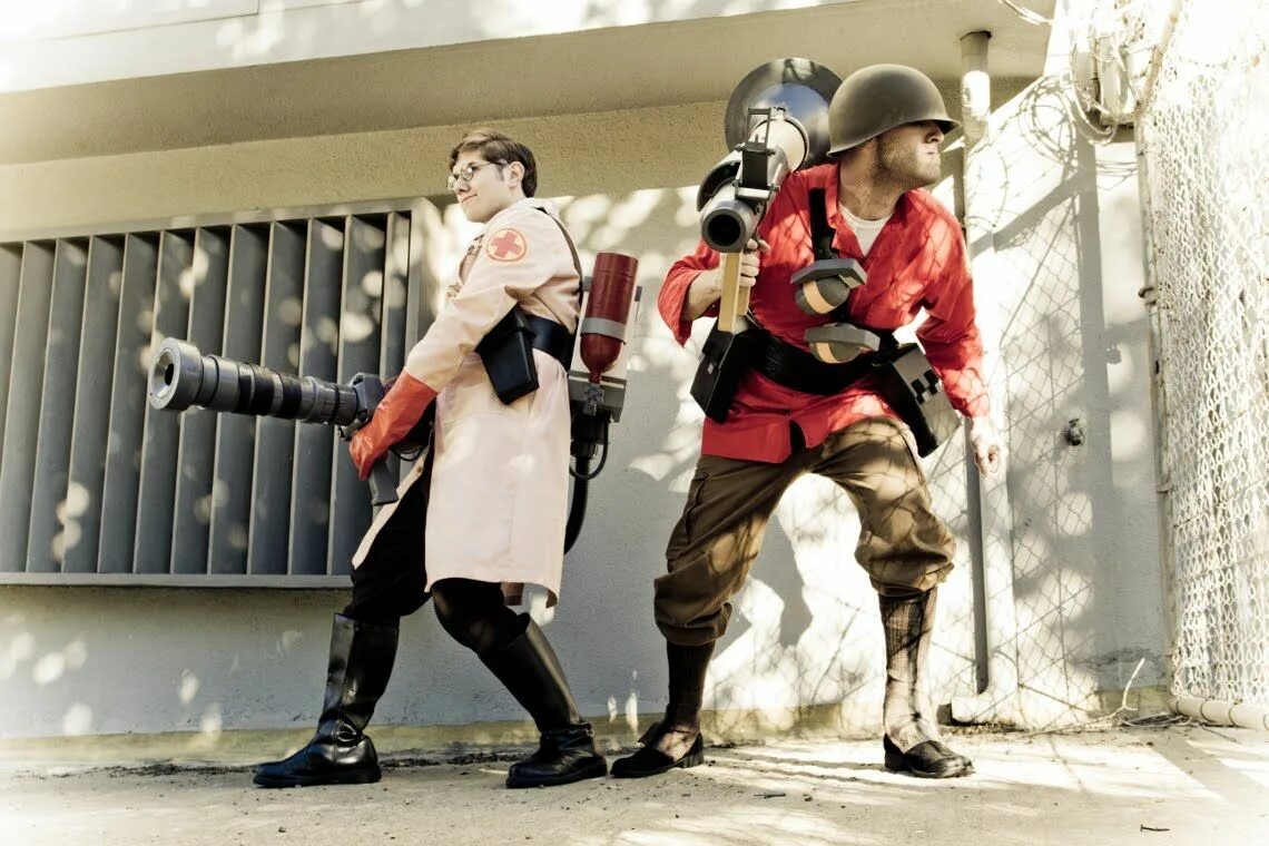 Tf2 cosplay. Косплей тим фортресс 2. team fortress 2 medic cosplay. косплей тим фортресс 2 медик.