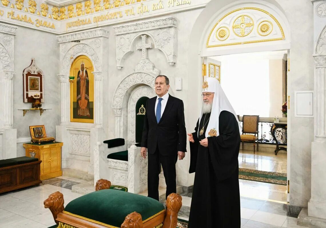 Резиденция патриарха всея руси. Резиденция патриарха в переделкино. Резиденция патриарха всея руси. Резиденция патриарха всея руси. Патриаршей и синодальной резиденции в даниловом монастыре в москве.