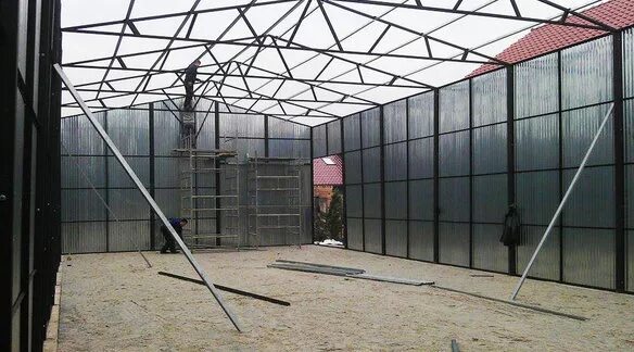 Гараж из профильной трубы фото Гараж из металла, цена от 2 600 руб./кв.м в Ростове-на-Дону от компании ООО "КУБ